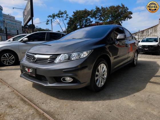 HONDA CIVIC 1.8 LXS 16V FLEX 4P AUTOMÁTICO